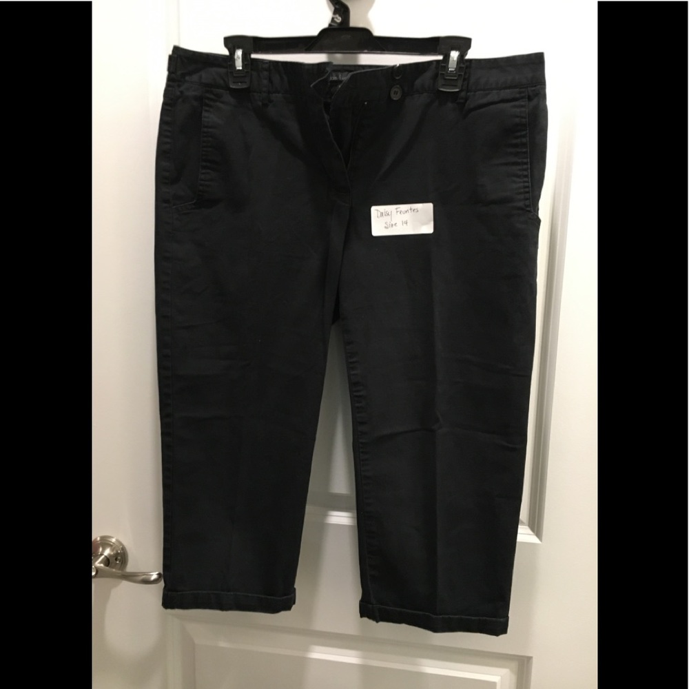 Daisy Fuentes back chino capris